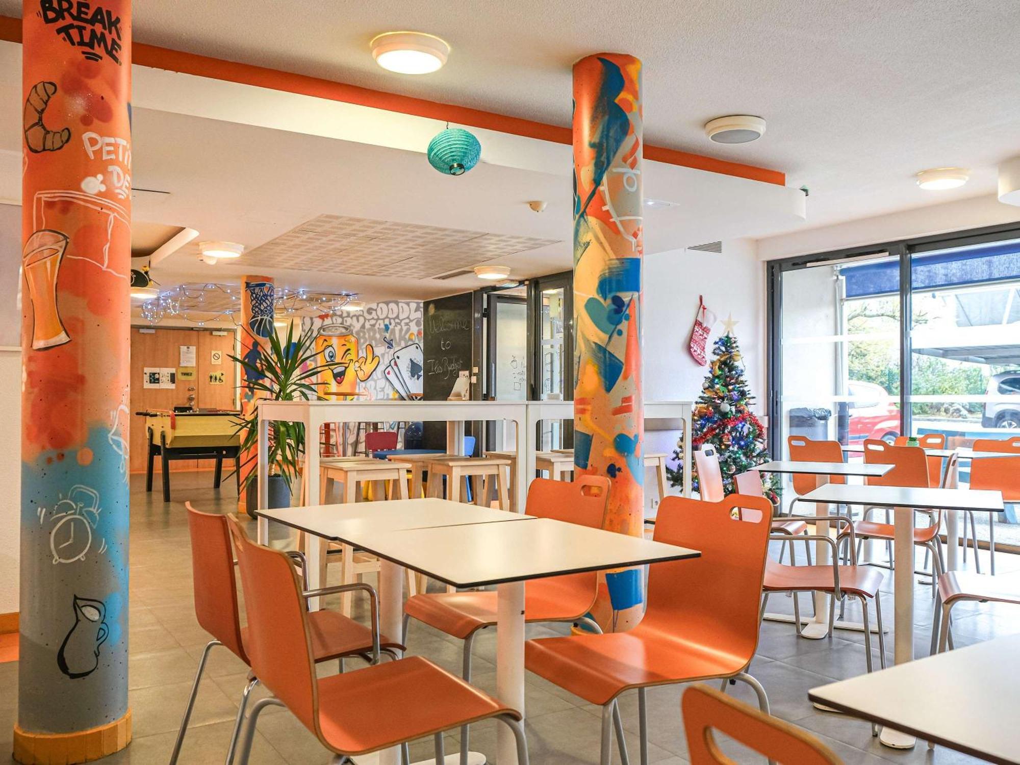 Ibis Budget Toulouse Aeroport Бланяк Екстериор снимка